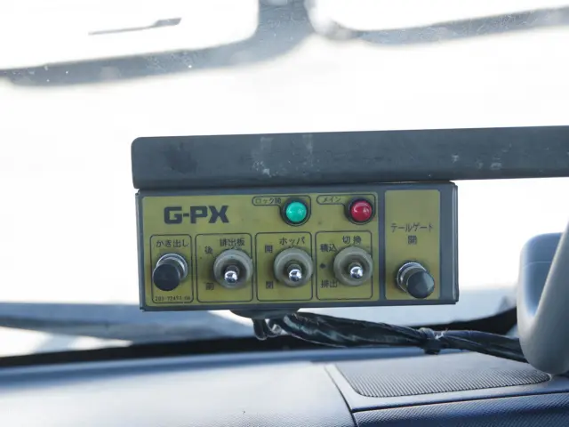 日野 デュトロ TKG-XZU710M(2WD)の写真24