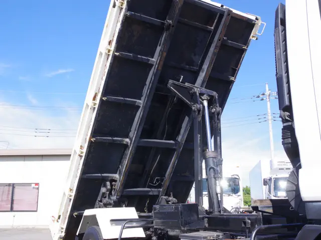 いすゞ フォワード PKG-FRR90S1(2WD)の写真12