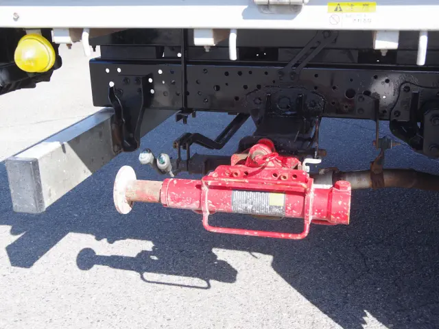 いすゞ エルフ 2RG-NPR88YN(2WD)の写真14