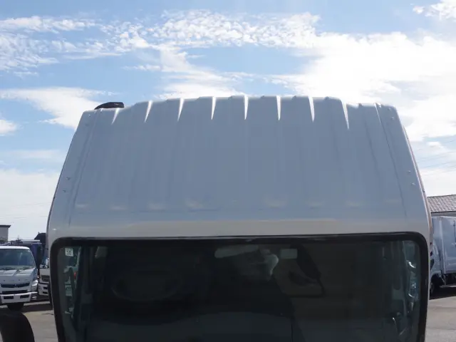 いすゞ エルフ 2RG-NPR88YN(2WD)の写真21