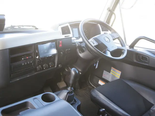 三菱 ファイター 2KG-FK62F(2WD)の写真26