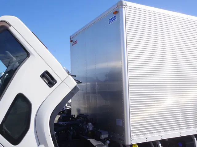 いすゞ フォワード 2RG-FRR90S2(2WD)の写真20