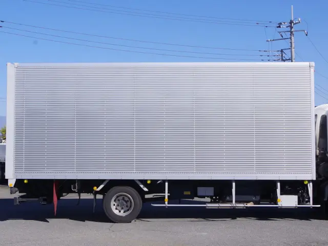 いすゞ フォワード 2RG-FRR90S2(2WD)の写真21