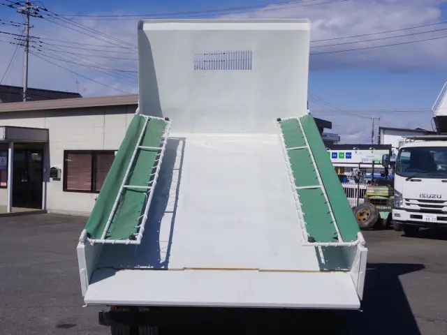 いすゞ フォワード 2RG-FRR90S2(2WD)の写真12