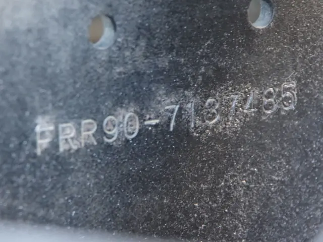 いすゞ フォワード 2RG-FRR90S2(2WD)の写真26