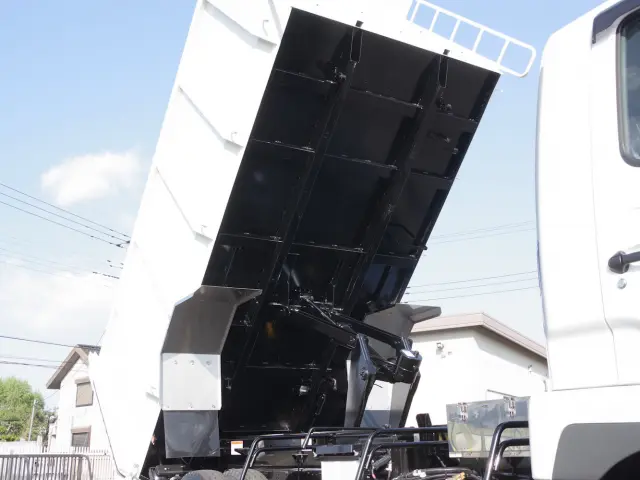 三菱 ファイター 2KG-FK72F(2WD)の写真11