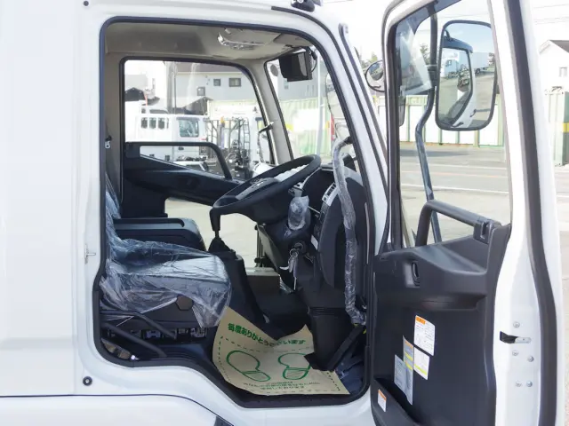 三菱 ファイター 2KG-FK72F(2WD)の写真23