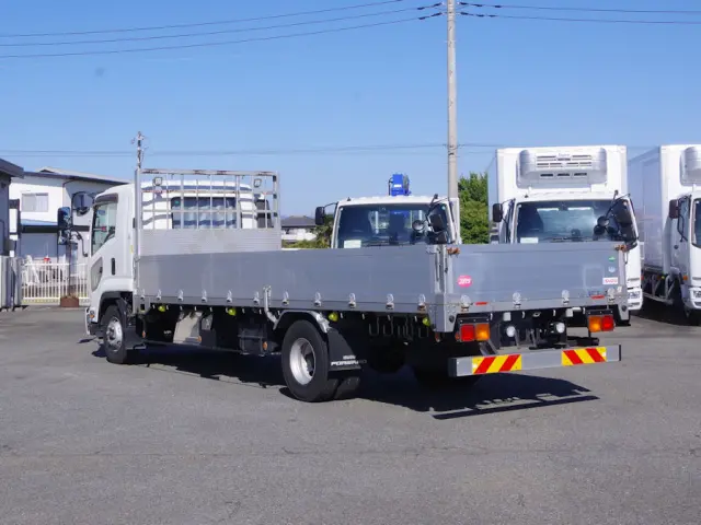 いすゞ フォワード TKG-FRR90S2(2WD)の写真3