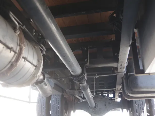 いすゞ フォワード TKG-FRR90S2(2WD)の写真10