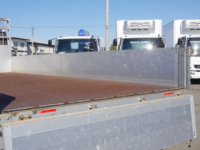 いすゞ フォワード TKG-FRR90S2(2WD)の写真14