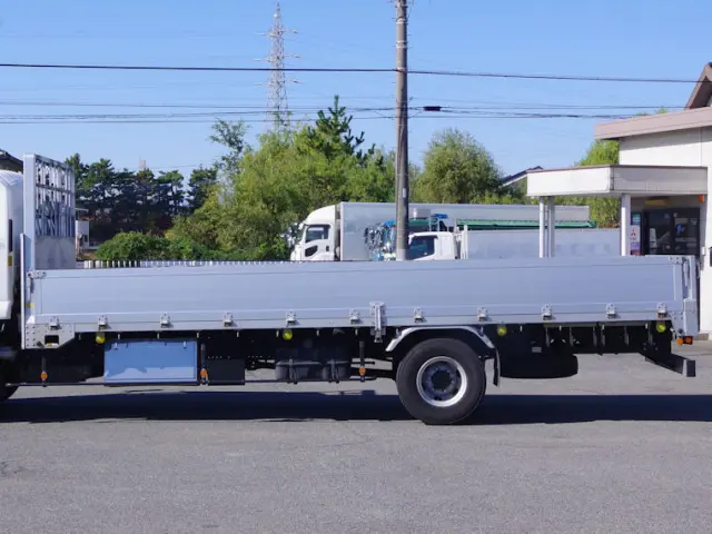 いすゞ フォワード TKG-FRR90S2(2WD)の写真18