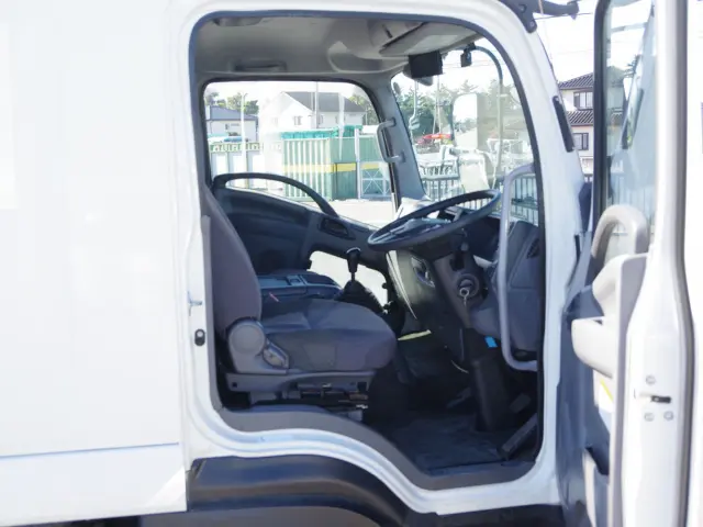 いすゞ フォワード TKG-FRR90S2(2WD)の写真28