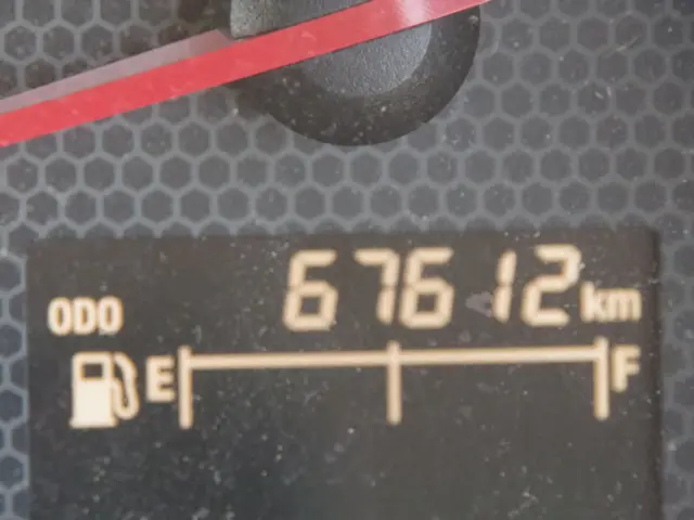 いすゞ フォワード TKG-FRR90S2(2WD)の写真29