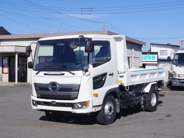 日野 レンジャー 2KG-FC2ABA(2WD)の写真1