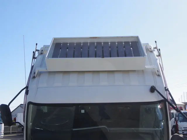 三菱 ファイター 2KG-FK61F(2WD)の写真16