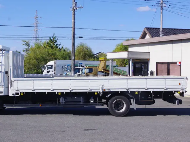 三菱 ファイター 2KG-FK61F(2WD)の写真18