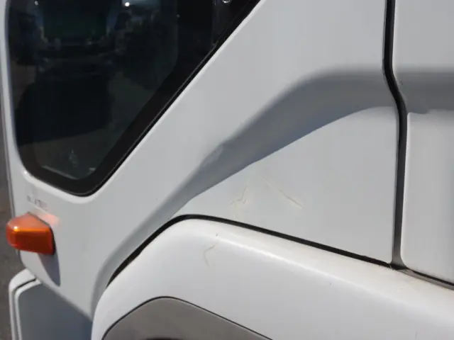 三菱 ファイター 2KG-FK61F(2WD)の写真21