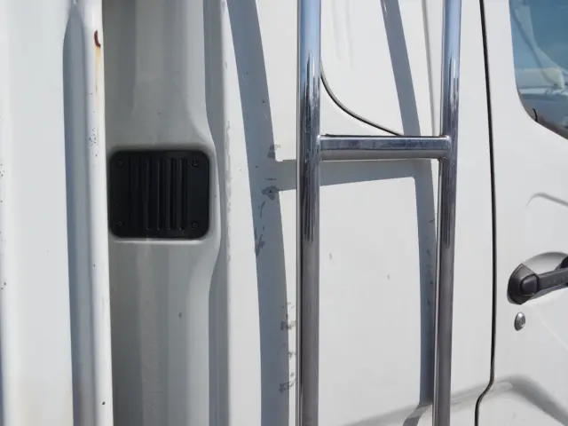 三菱 ファイター 2KG-FK61F(2WD)の写真22