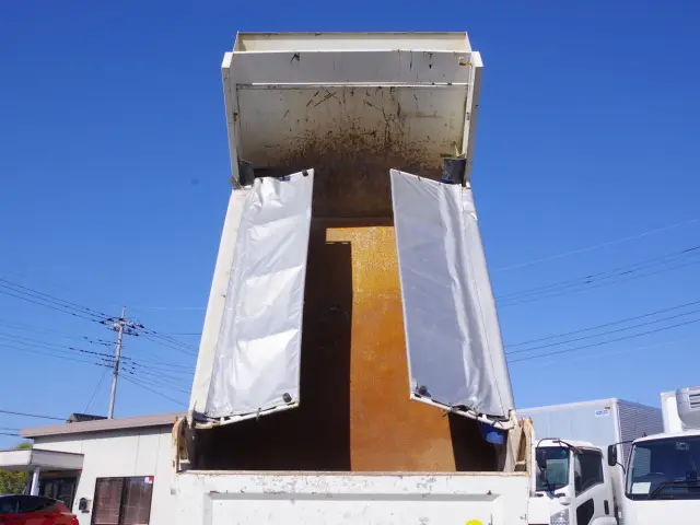 日野 レンジャー LKG-FE7JEAA(2WD)の写真12