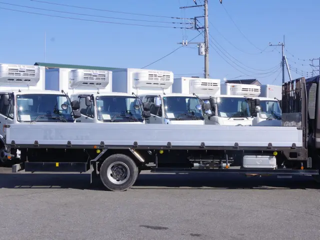 UD コンドル TKG-MK38C(2WD)の写真18