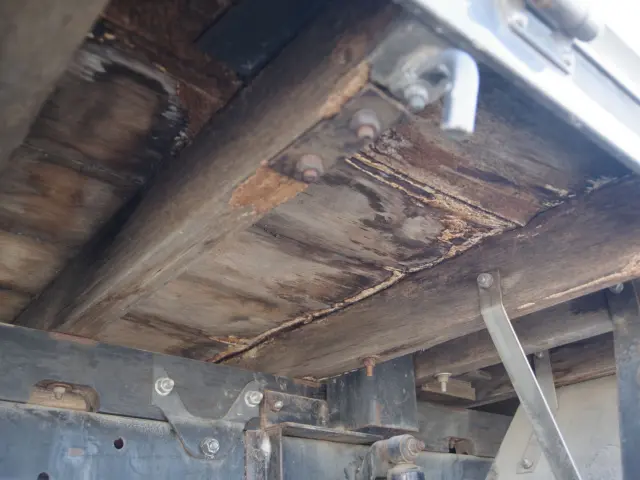 UD コンドル TKG-MK38C(2WD)の写真21