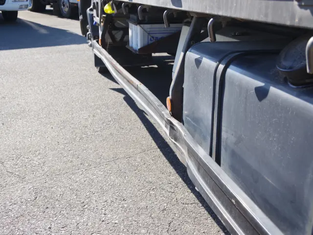 UD コンドル TKG-MK38C(2WD)の写真30