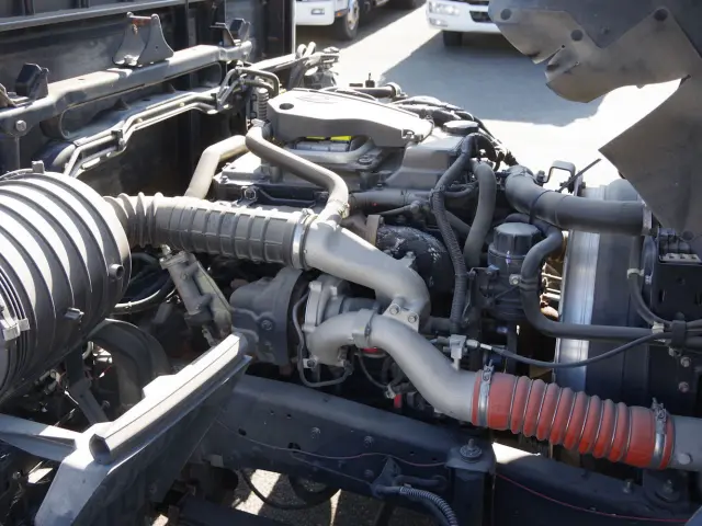 UD コンドル TKG-MK38C(2WD)の写真32