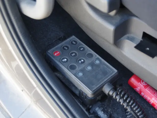 UD コンドル TKG-MK38C(2WD)の写真35