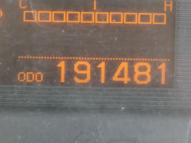 UD コンドル TKG-MK38C(2WD)の写真37