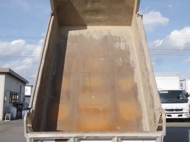 三菱 ファイター QKG-FK62FZ(2WD)の写真5