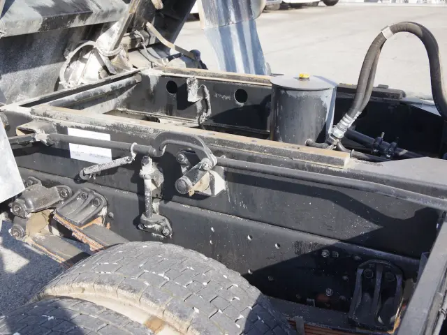 三菱 ファイター QKG-FK62FZ(2WD)の写真6