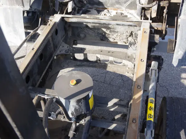 三菱 ファイター QKG-FK62FZ(2WD)の写真8