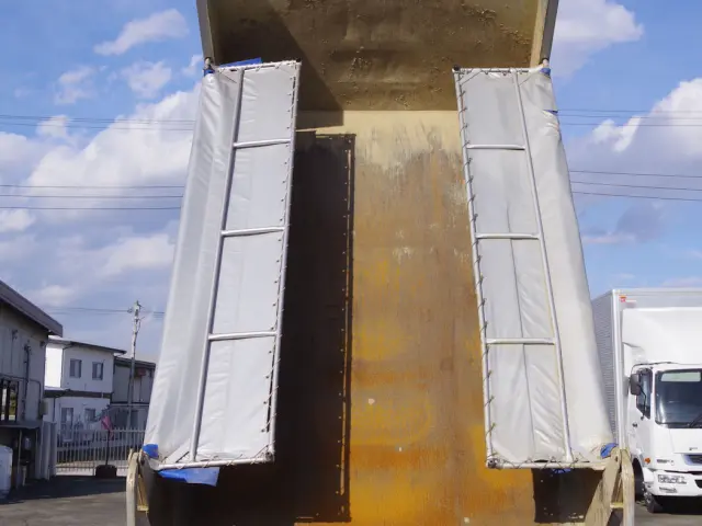 三菱 ファイター QKG-FK62FZ(2WD)の写真12