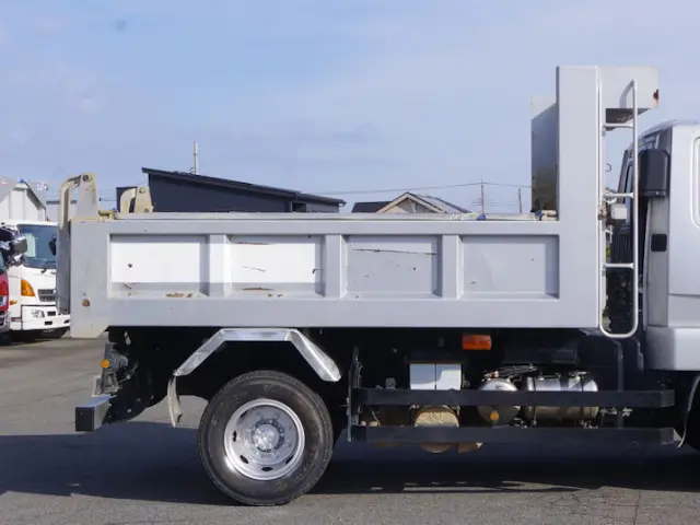 三菱 ファイター QKG-FK62FZ(2WD)の写真18