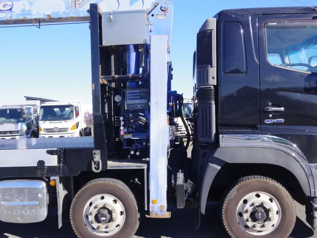 日野 プロフィア LKG-FW1EXBG(8x4)の写真16