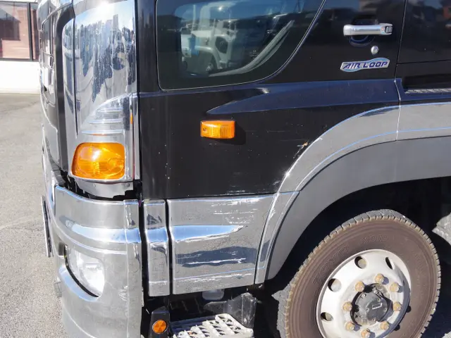 日野 プロフィア LKG-FW1EXBG(8x4)の写真22