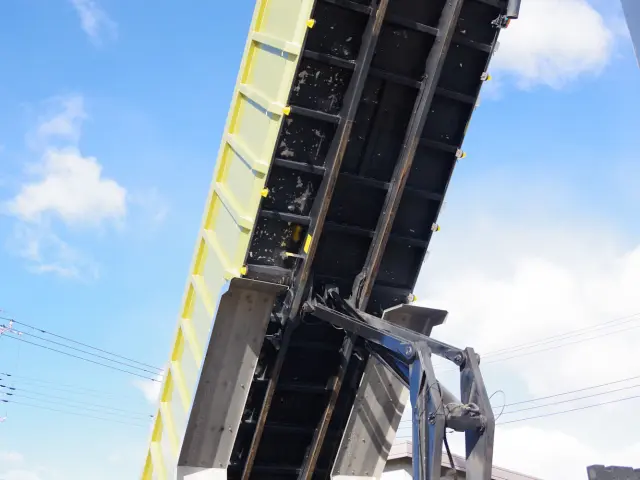 三菱 スーパーグレート 2PG-FV70HZ(2WD)の写真11