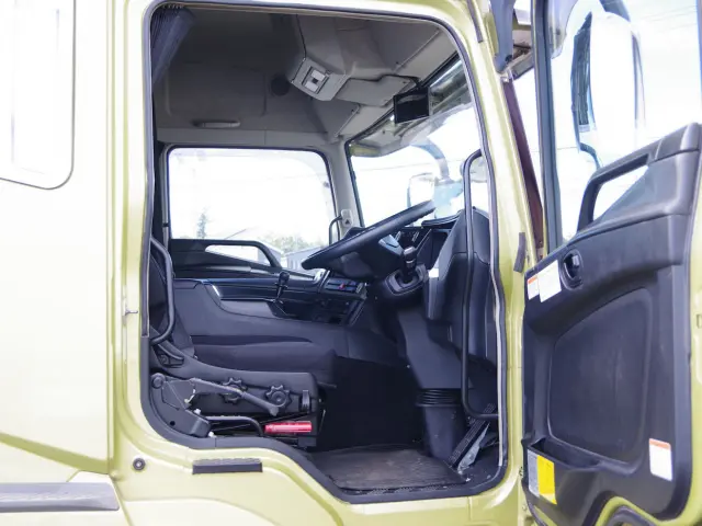 三菱 スーパーグレート 2PG-FV70HZ(2WD)の写真37