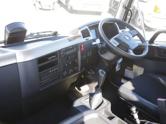 三菱 ファイター 2KG-FK62F(2WD)の写真27