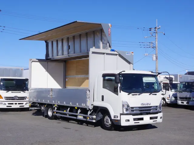 いすゞ フォワード 2RG-FRR90T2(2WD)の写真2