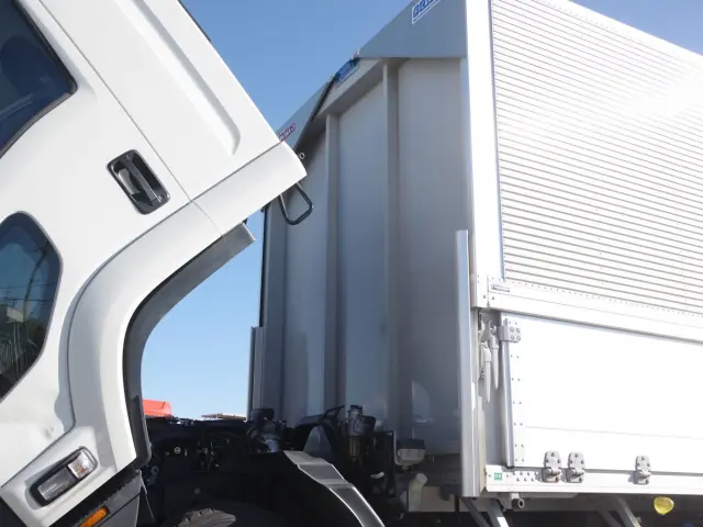 いすゞ フォワード 2RG-FRR90T2(2WD)の写真18