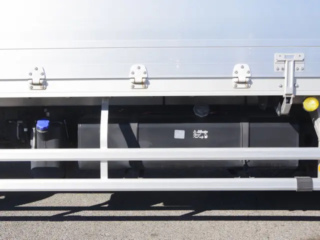 いすゞ フォワード 2RG-FRR90T2(2WD)の写真19