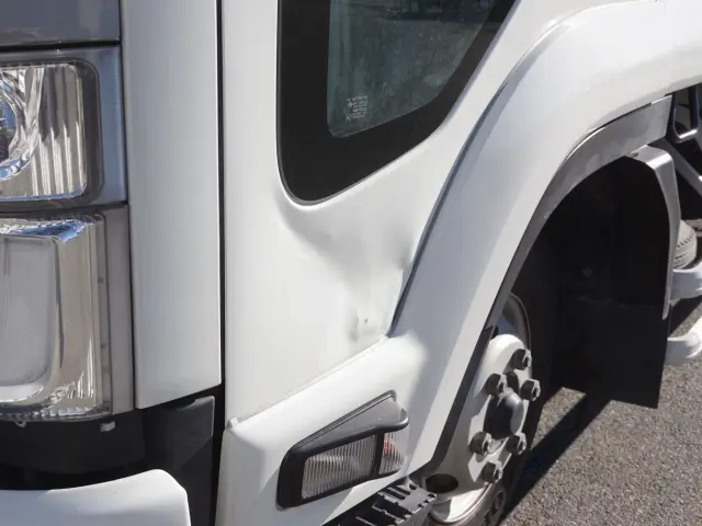 いすゞ フォワード 2RG-FRR90T2(2WD)の写真22