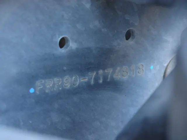 いすゞ フォワード 2RG-FRR90T2(2WD)の写真30