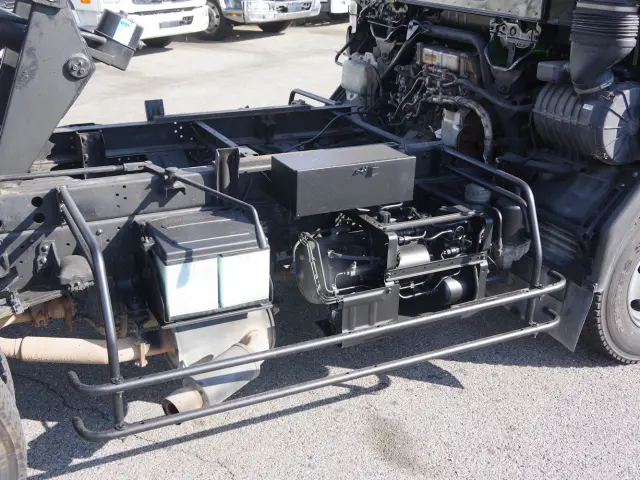 いすゞ フォワード SKG-FRR90S1(2WD)の写真15