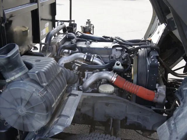 いすゞ フォワード SKG-FRR90S1(2WD)の写真23