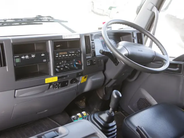 いすゞ フォワード SKG-FRR90S1(2WD)の写真25