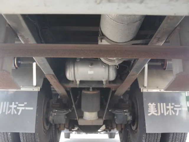 UD クオン ADG-CD4ZL(6x2)の写真10