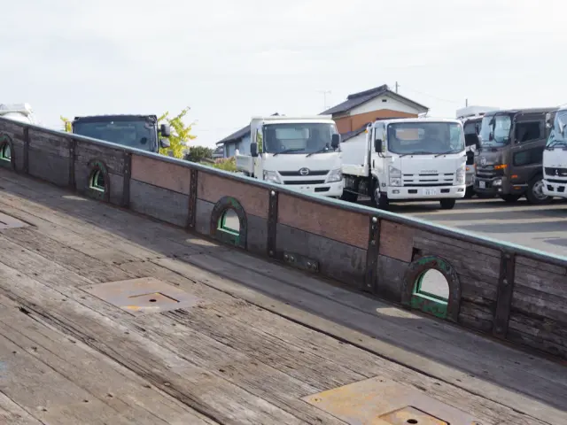 UD クオン ADG-CD4ZL(6x2)の写真24