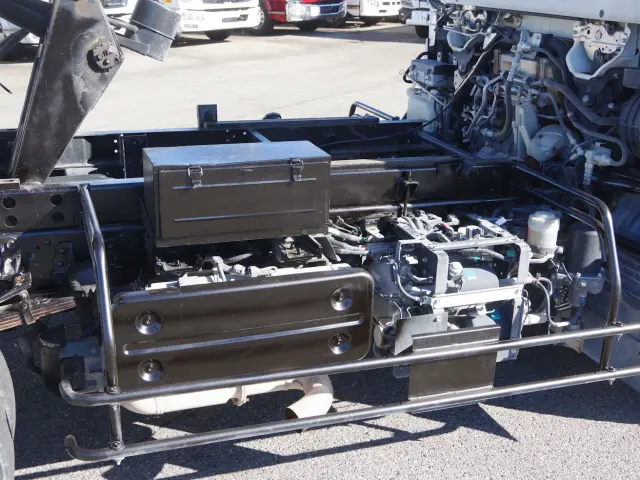 いすゞ フォワード 2RG-FRR90S1(2WD)の写真13